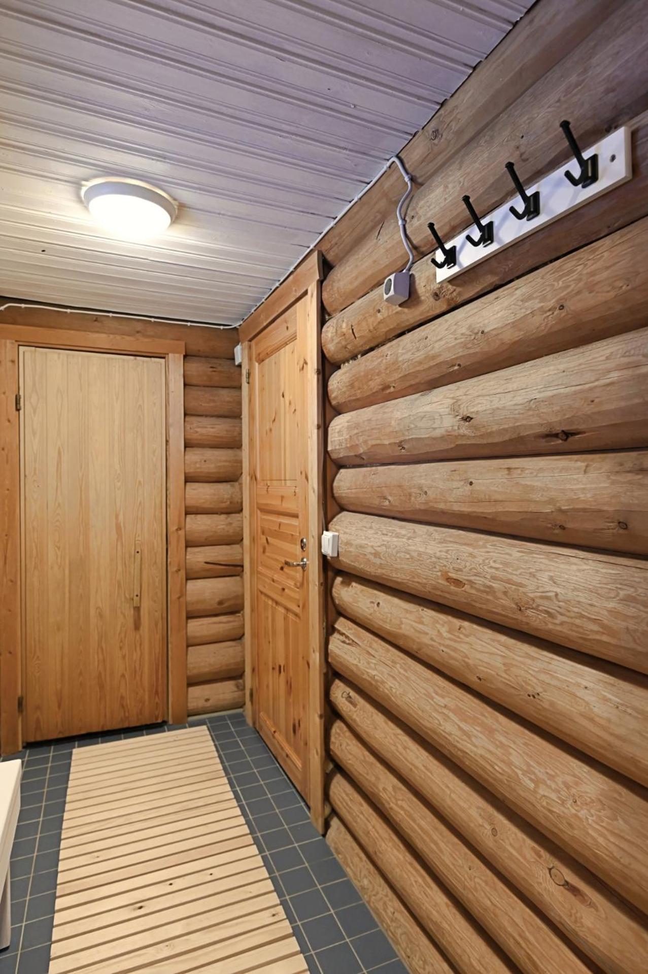 Classic Log Cabin Ski-In Ski-Out Levi Phòng bức ảnh