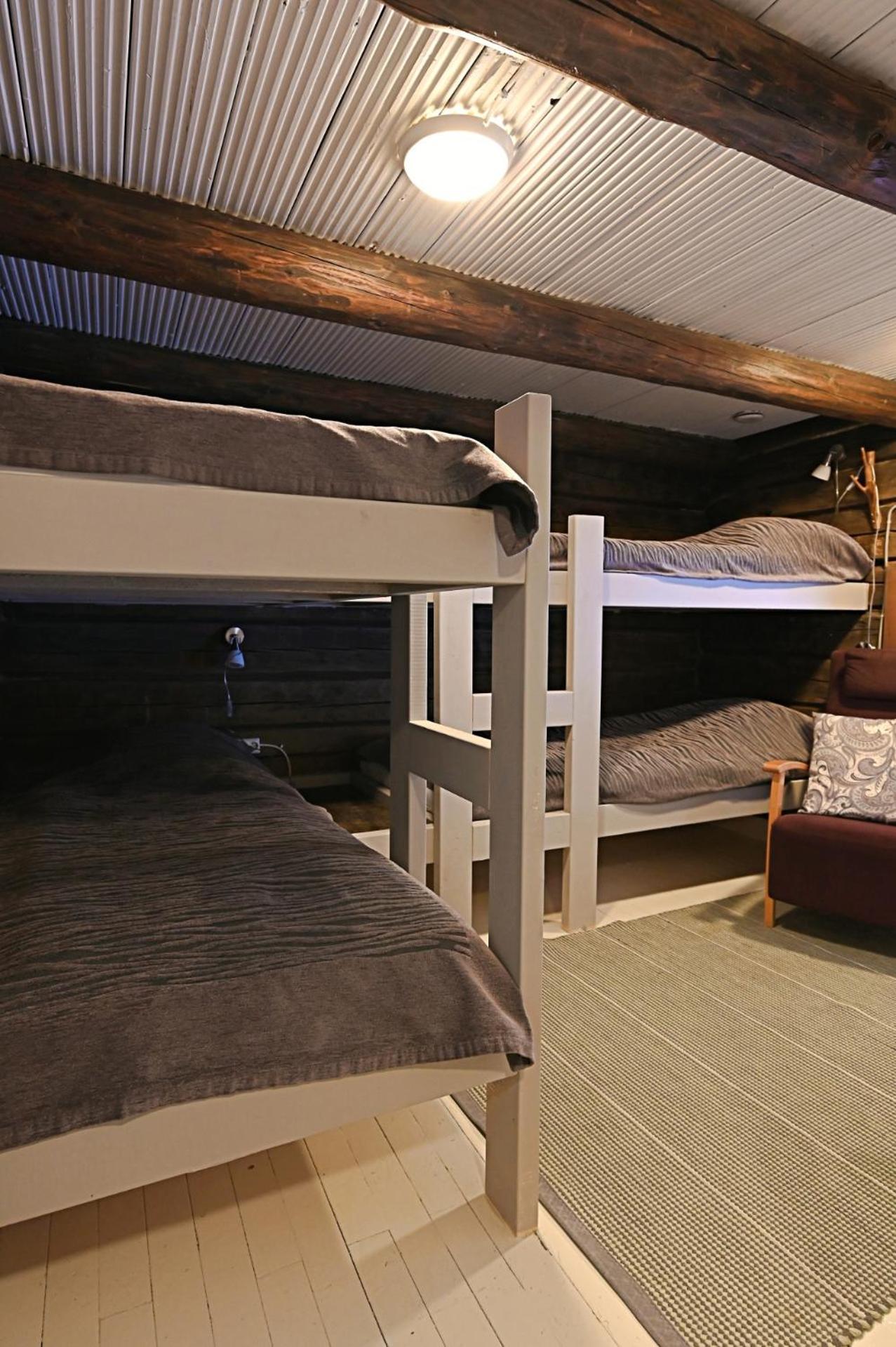 Classic Log Cabin Ski-In Ski-Out Levi Phòng bức ảnh