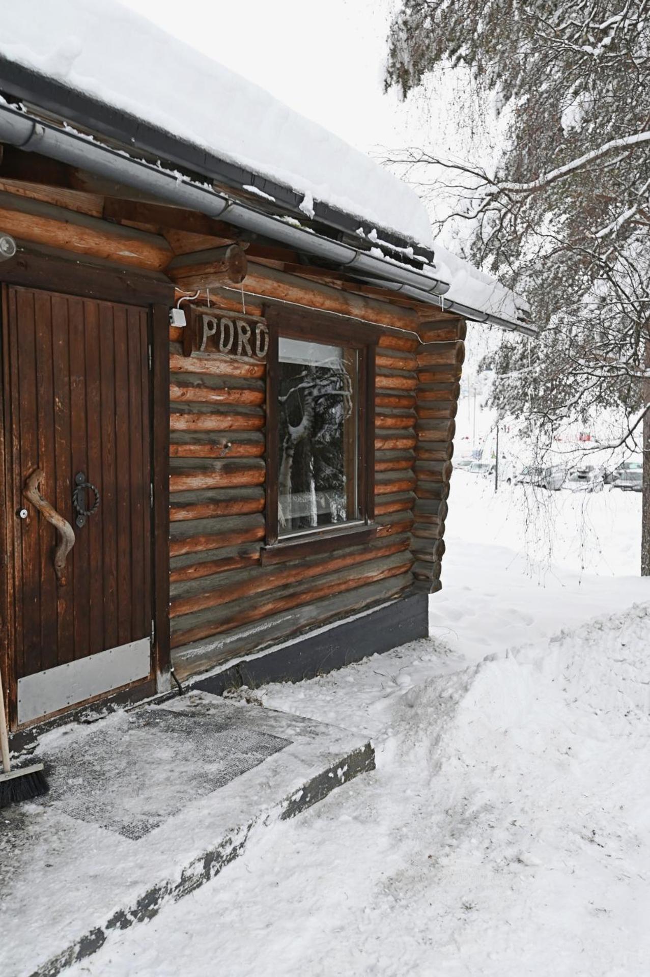 Classic Log Cabin Ski-In Ski-Out Levi Ngoại thất bức ảnh