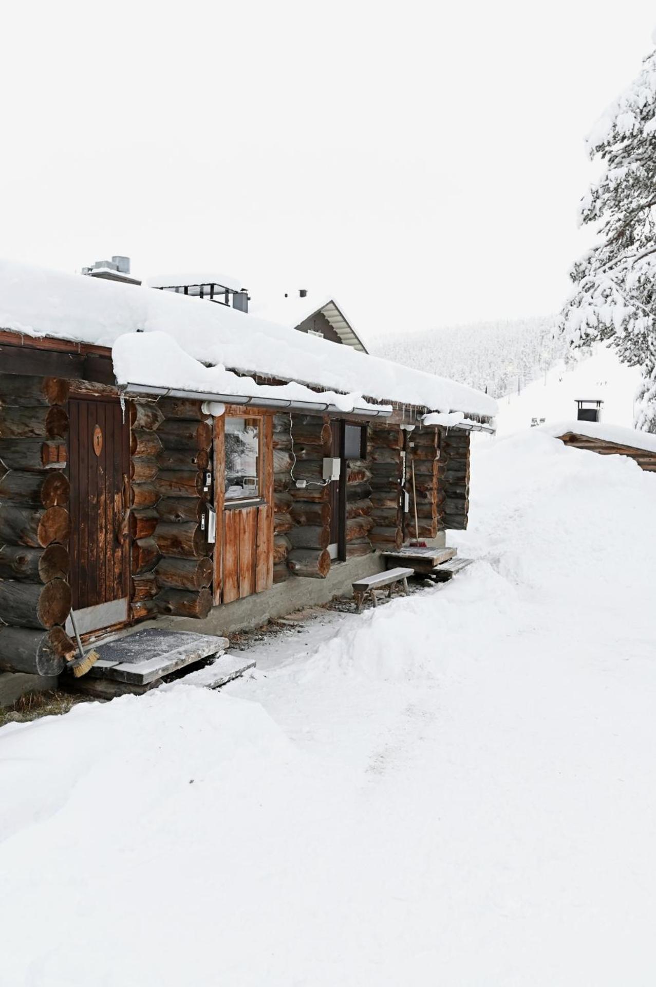 Classic Log Cabin Ski-In Ski-Out Levi Ngoại thất bức ảnh
