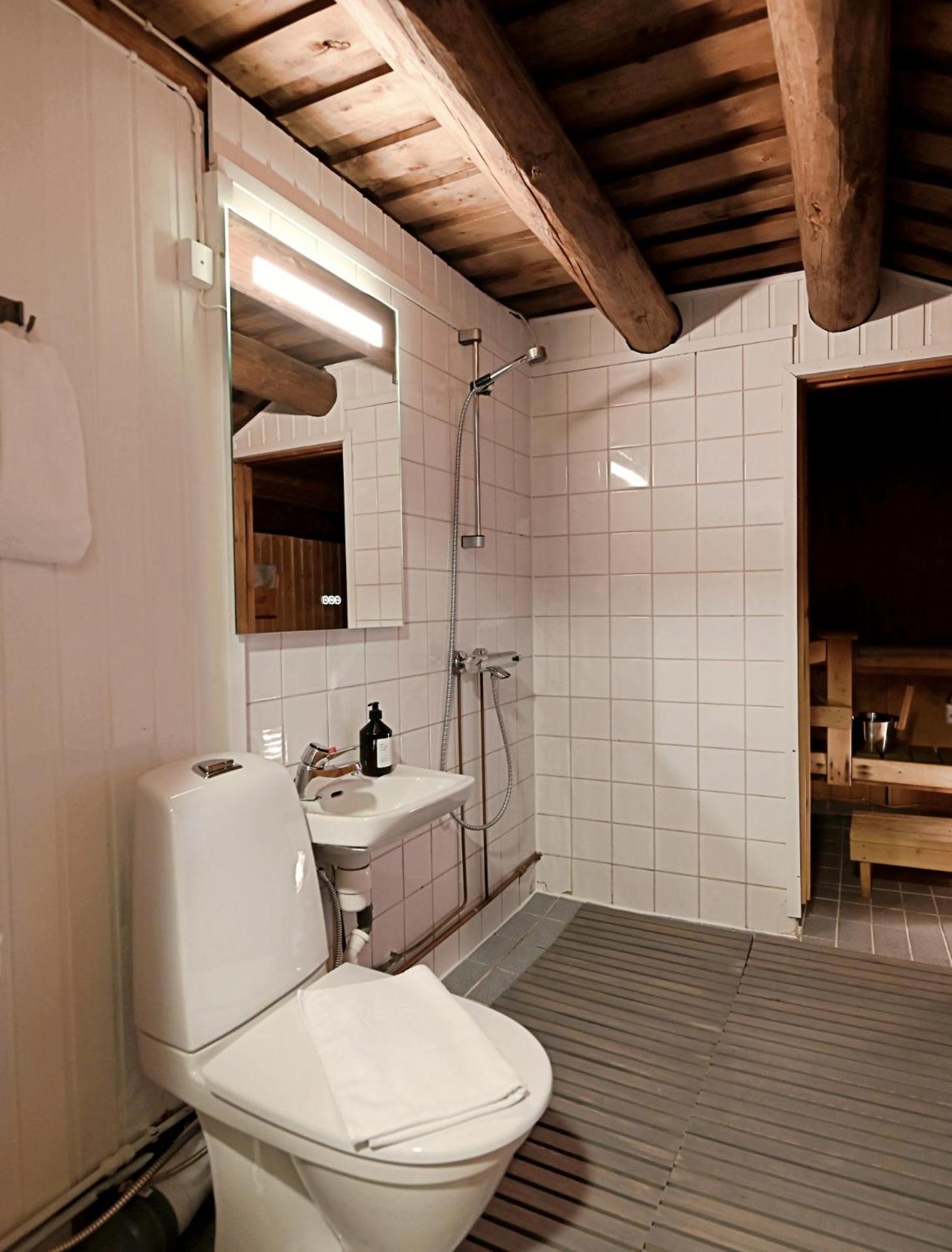 Classic Log Cabin Ski-In Ski-Out Levi Ngoại thất bức ảnh