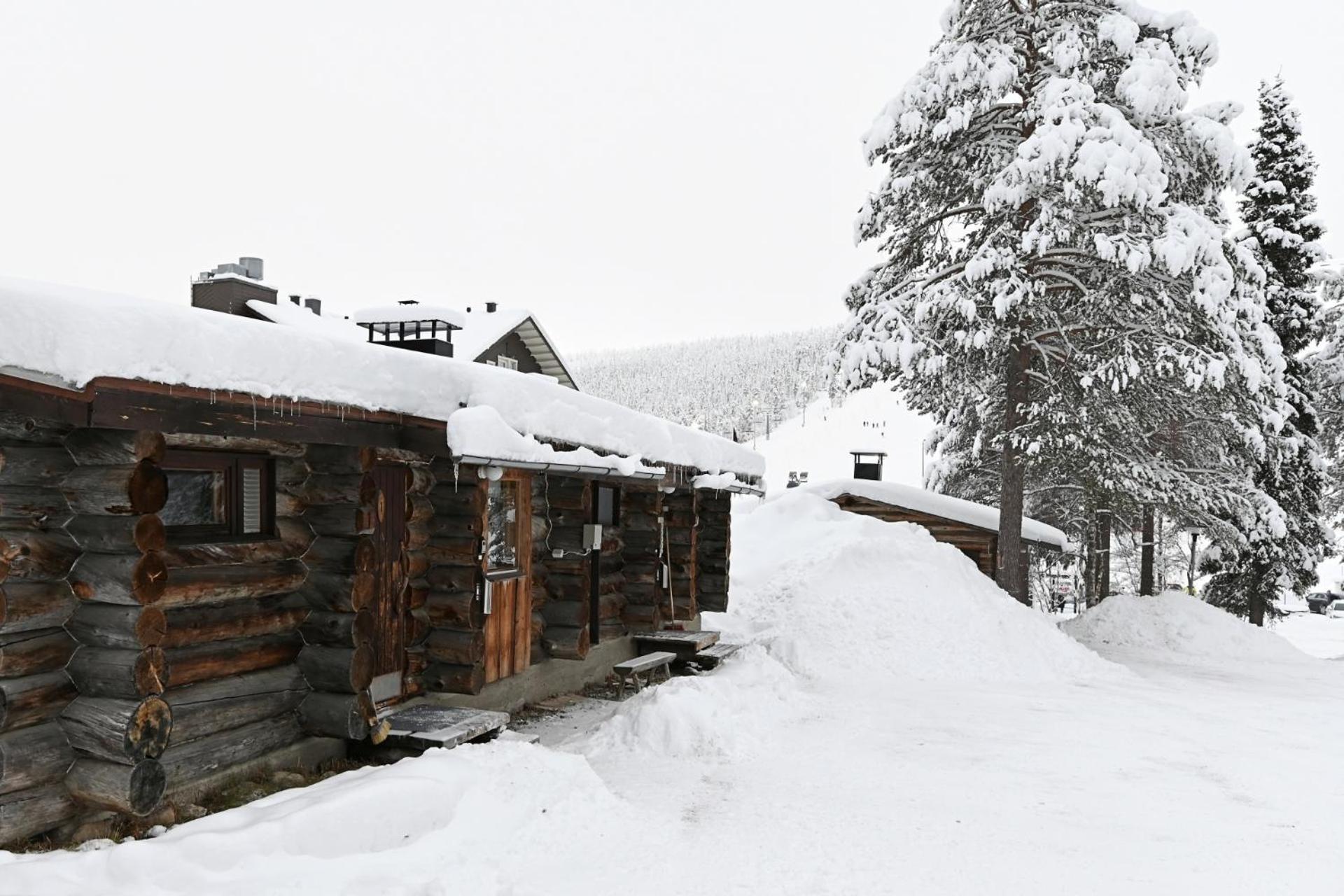 Classic Log Cabin Ski-In Ski-Out Levi Phòng bức ảnh
