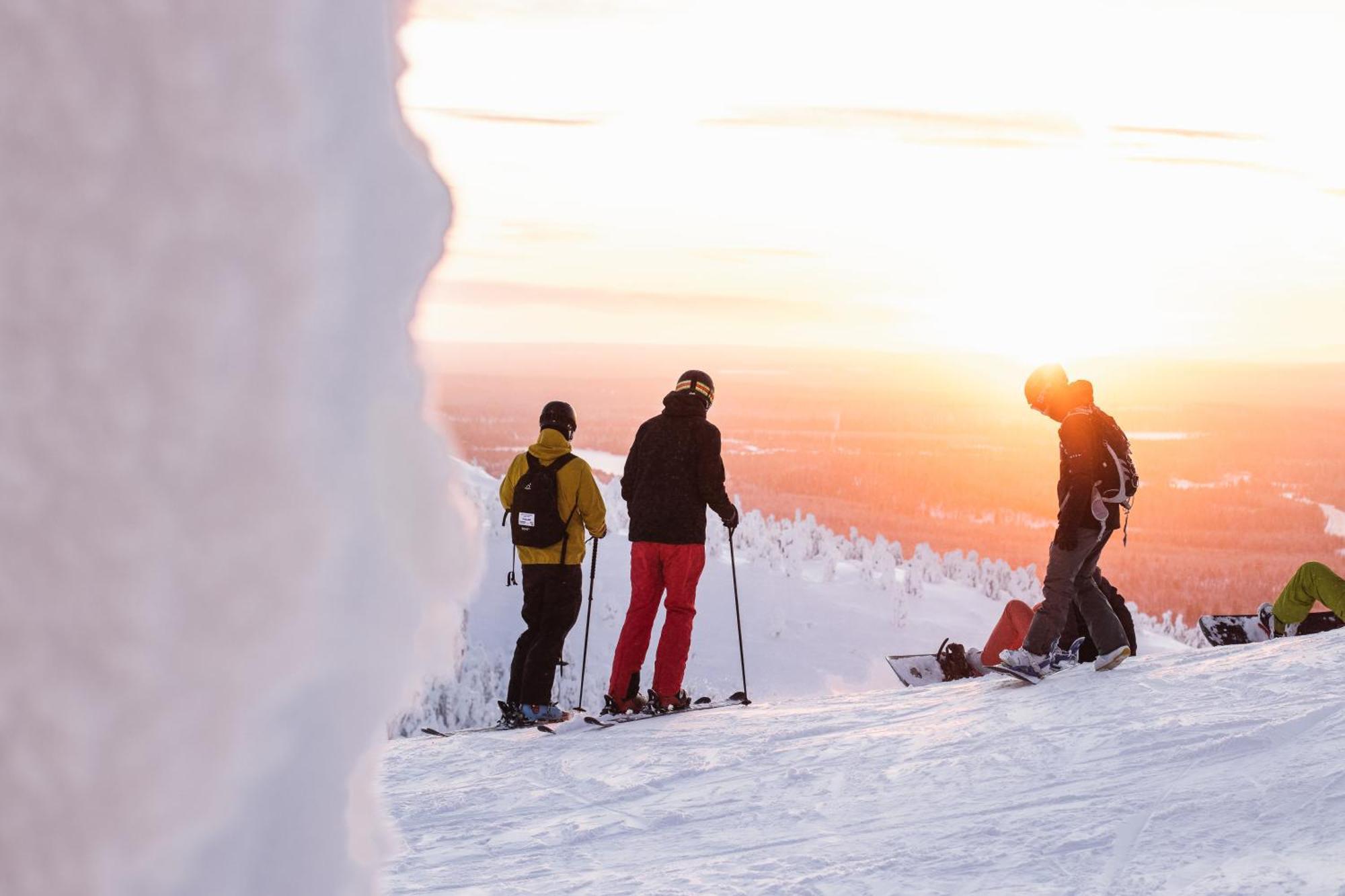Classic Log Cabin Ski-In Ski-Out Levi Ngoại thất bức ảnh